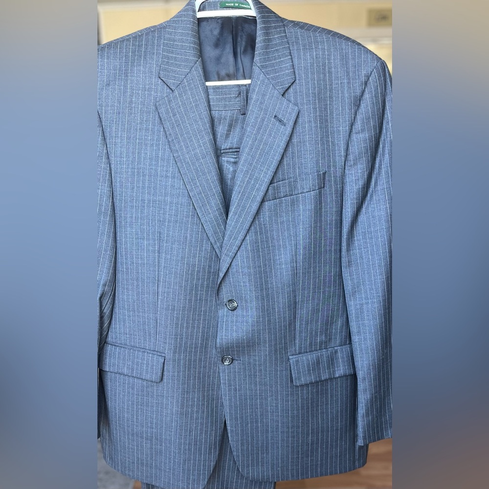 Men’s Lauren Ralph Lauren wool suit